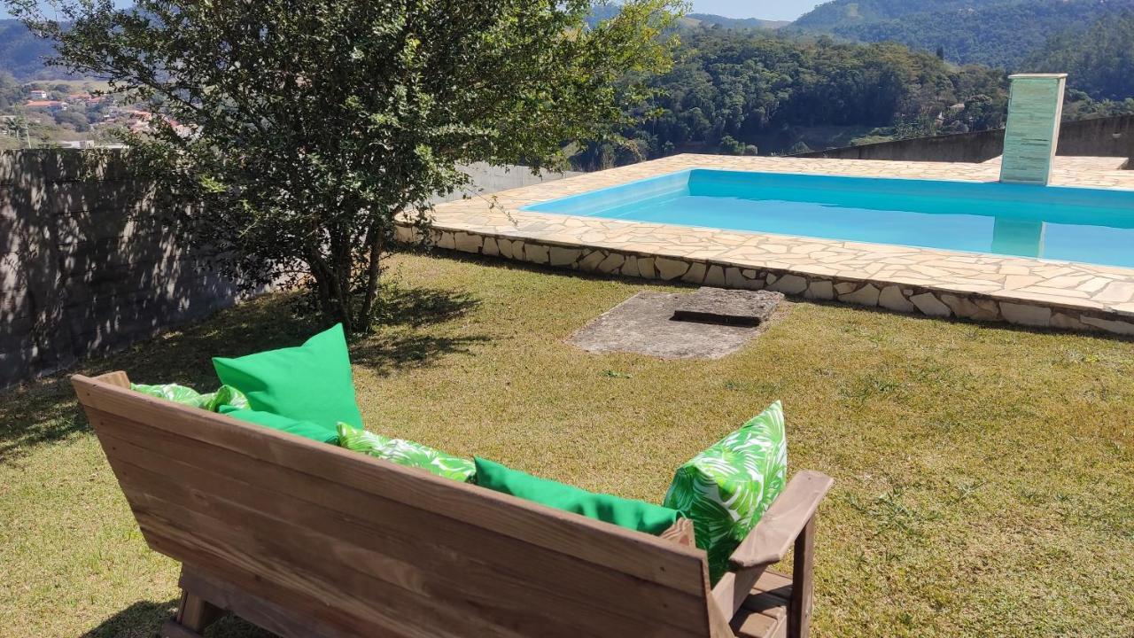Suite Requinte da Serra Miguel Pereira Esterno foto
